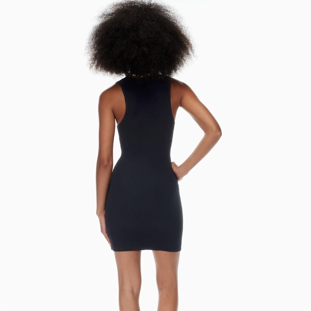 Aritzia Babaton Deep V Black Dress - Picture 5 of 9